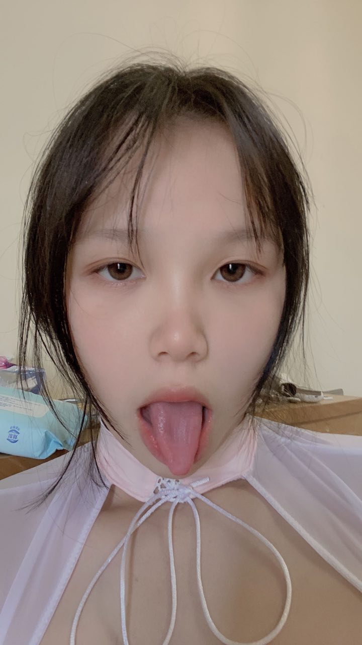 【2024-01-17】Filming videos for fan by masturbation